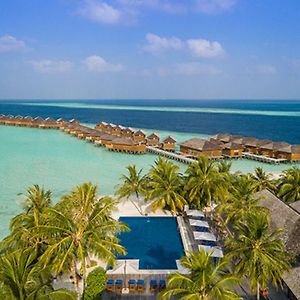 Vilamendhoo Island Resort & Spa